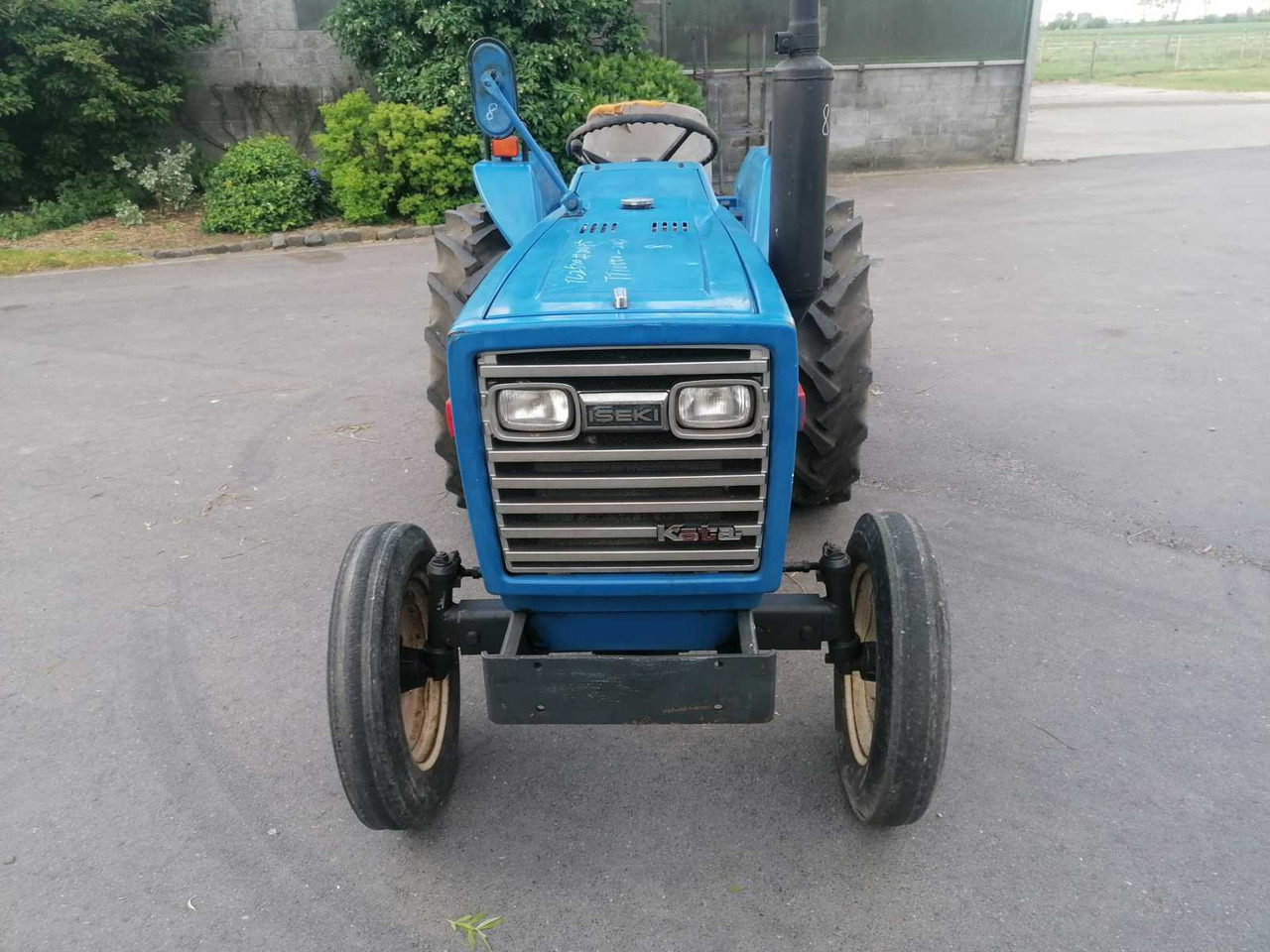Iseki TL2500 - Mini tractor: foto 2 Iseki TL2500 - Mini tractor: foto 2