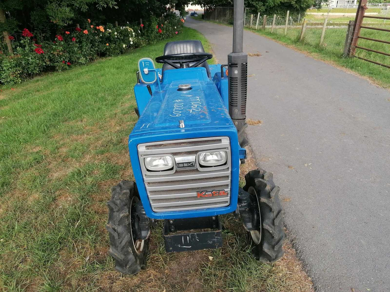 Iseki TU 1400 - Mini tractor: foto 2 Iseki TU 1400 - Mini tractor: foto 2