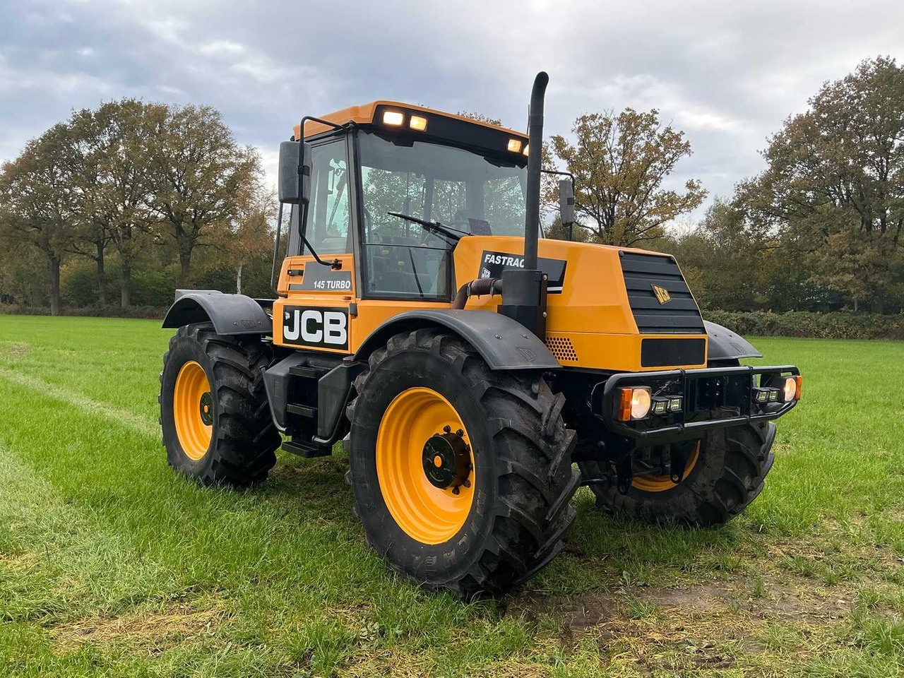 JCB 1993 JCB FASTRAC 145 TURBO ALL-WHEEL DRIVE TRACTOR - Tractor: foto 4 JCB 1993 JCB FASTRAC 145 TURBO ALL-WHEEL DRIVE TRACTOR - Tractor: foto 4
