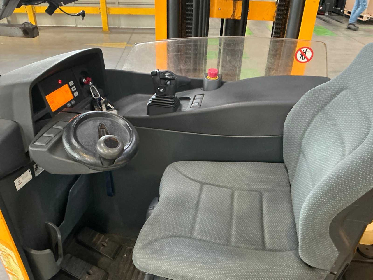 Carretilla elevadora JUNGHEINRICH - 2015 - ETV214 - FORKLIFT: foto 13 Carretilla elevadora JUNGHEINRICH - 2015 - ETV214 - FORKLIFT: foto 13