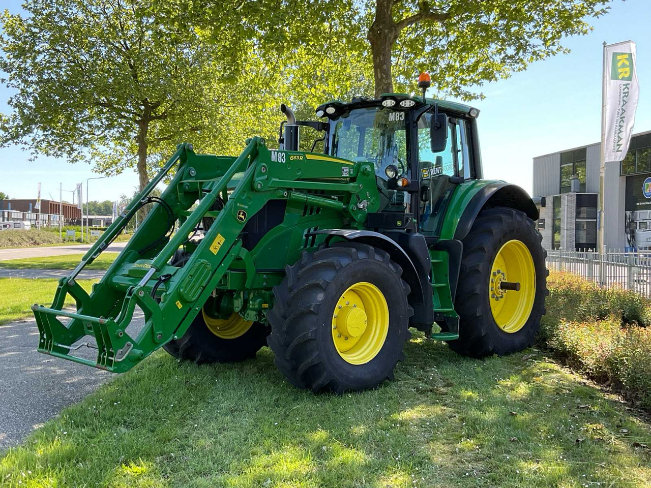 John Deere 6195M - Tractor: foto 1 John Deere 6195M - Tractor: foto 1