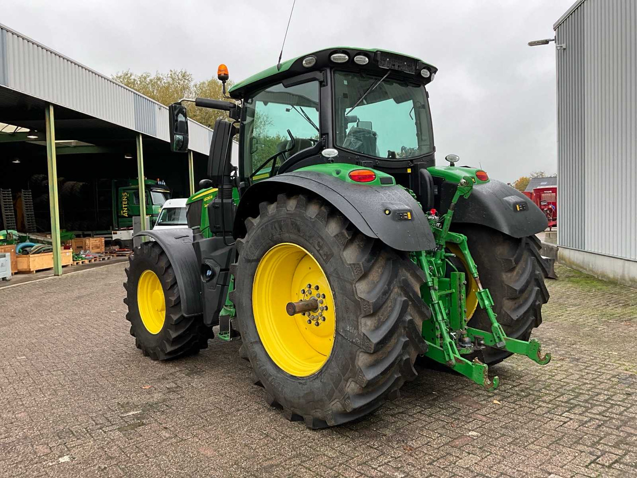 John Deere 6230R - Tractor: foto 2 John Deere 6230R - Tractor: foto 2