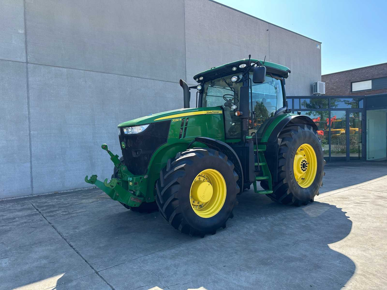 John Deere 7230R - Tractor: foto 1 John Deere 7230R - Tractor: foto 1