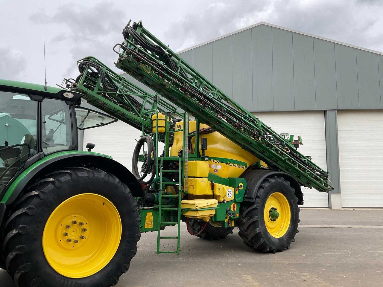 John Deere 840 - Pulverizador: foto 1 John Deere 840 - Pulverizador: foto 1