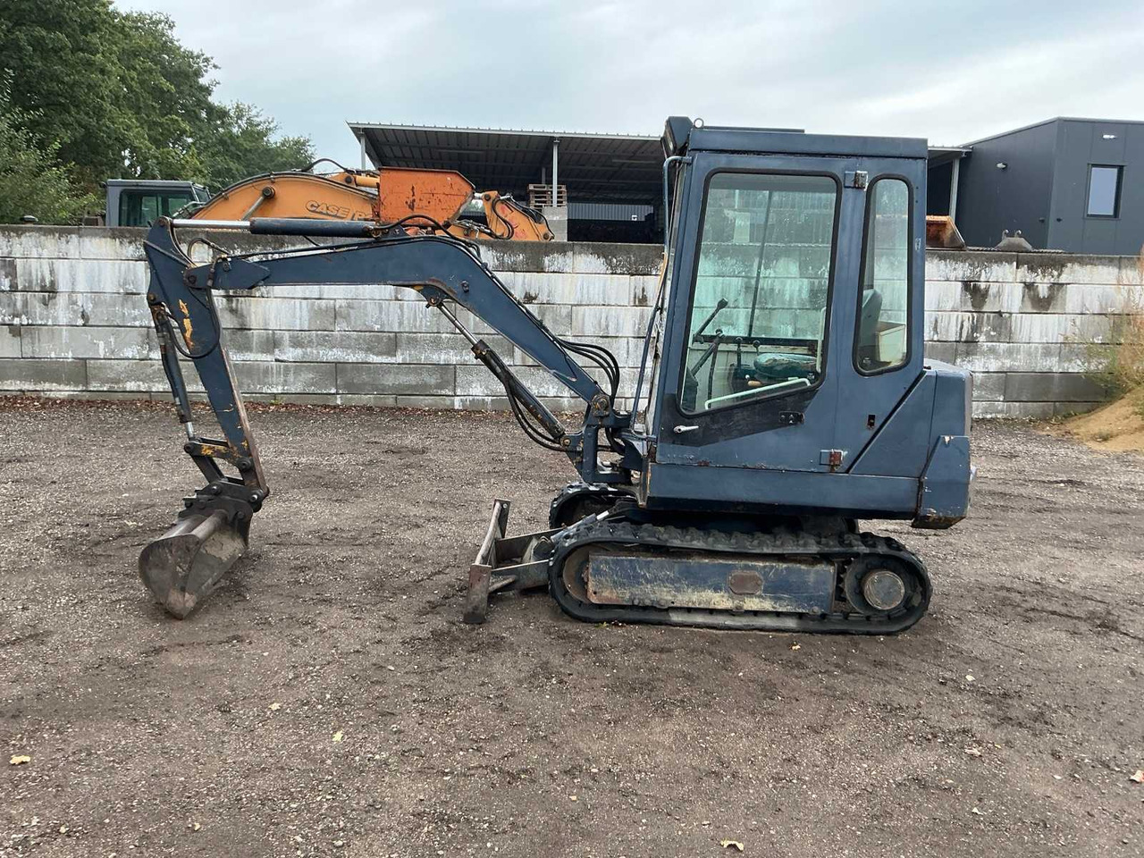 Komatsu PC 10-6 - Miniexcavadora: foto 2 Komatsu PC 10-6 - Miniexcavadora: foto 2