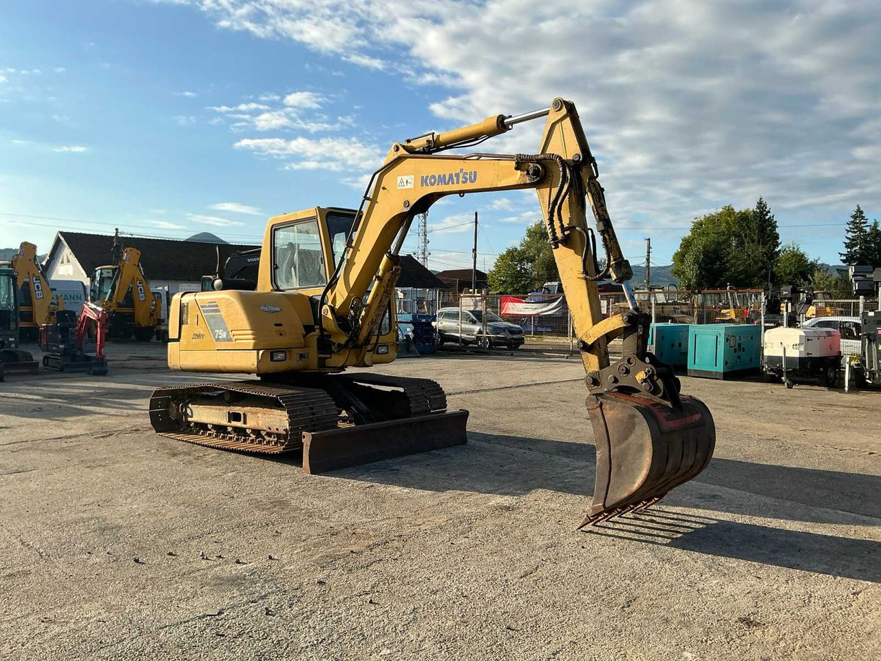 Komatsu PC 75R - Excavadora de cadenas: foto 1 Komatsu PC 75R - Excavadora de cadenas: foto 1