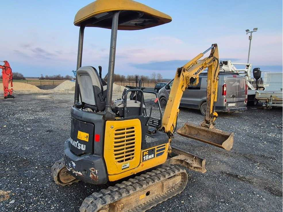 Komatsu PC18MR-2 - Miniexcavadora: foto 3 Komatsu PC18MR-2 - Miniexcavadora: foto 3