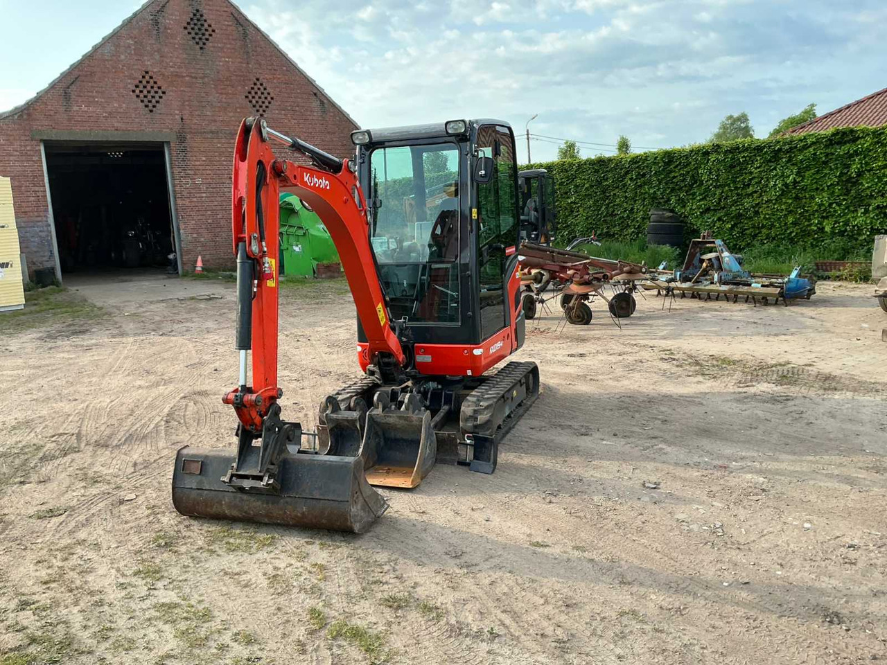 Kubota KX019-4 - Miniexcavadora: foto 2 Kubota KX019-4 - Miniexcavadora: foto 2