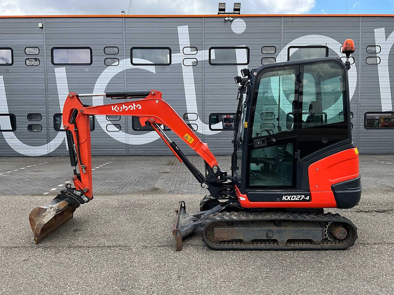 Kubota KX027-4 - Miniexcavadora: foto 2 Kubota KX027-4 - Miniexcavadora: foto 2