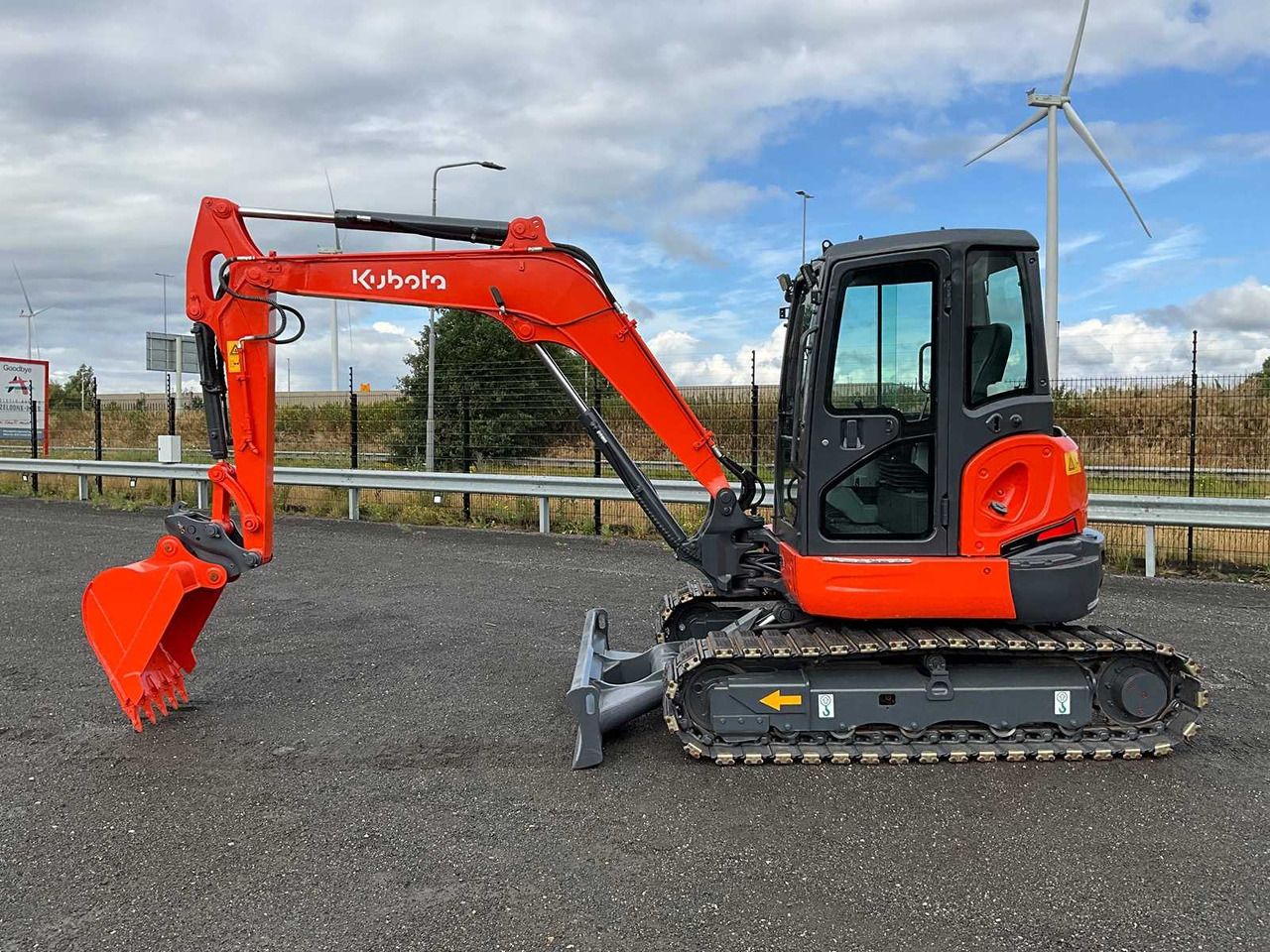 Kubota KX163-5 - Excavadora de cadenas: foto 2 Kubota KX163-5 - Excavadora de cadenas: foto 2