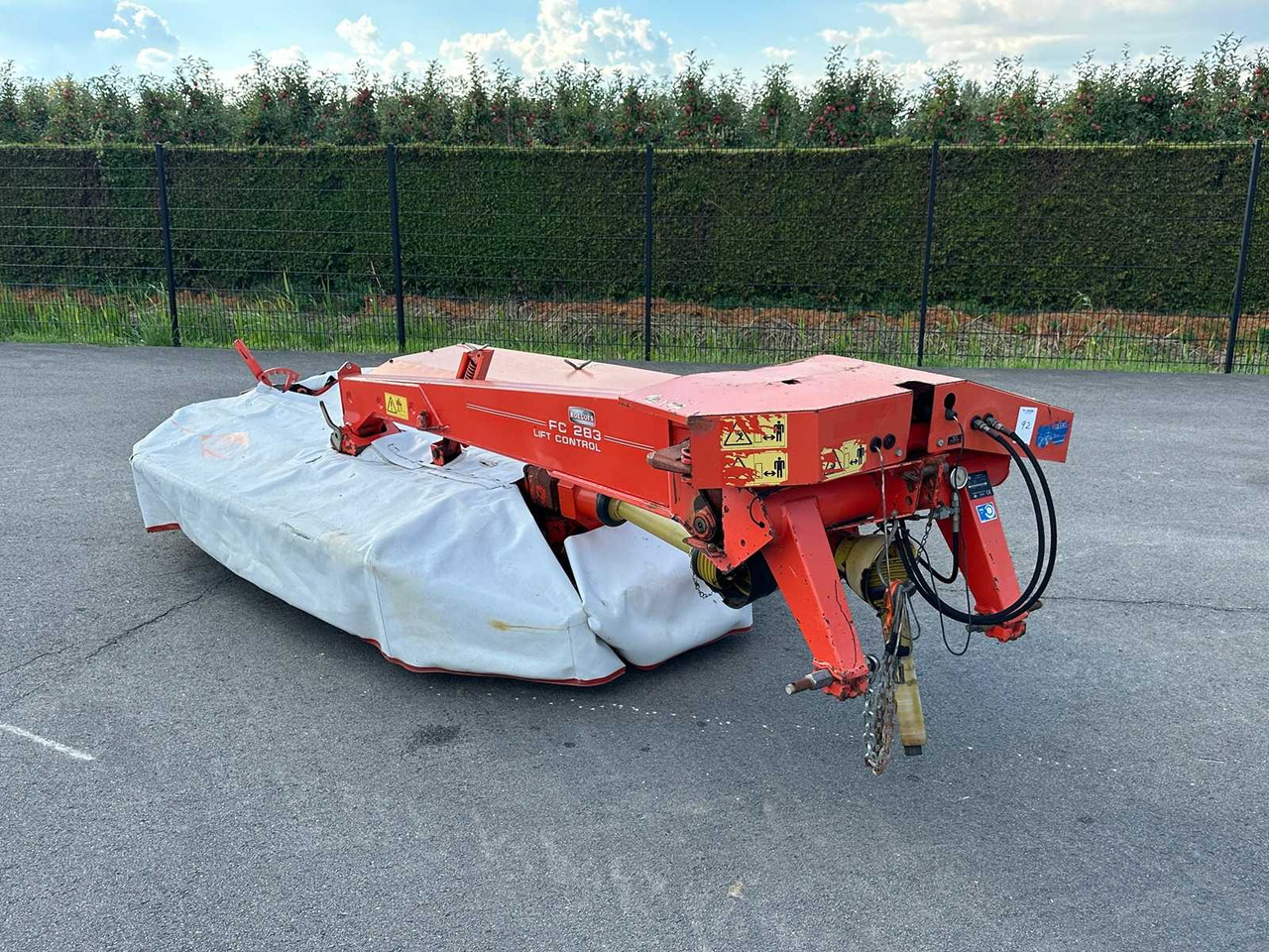 Kuhn FC283 - Desbrozadora de martillos/ Trituradora: foto 1 Kuhn FC283 - Desbrozadora de martillos/ Trituradora: foto 1