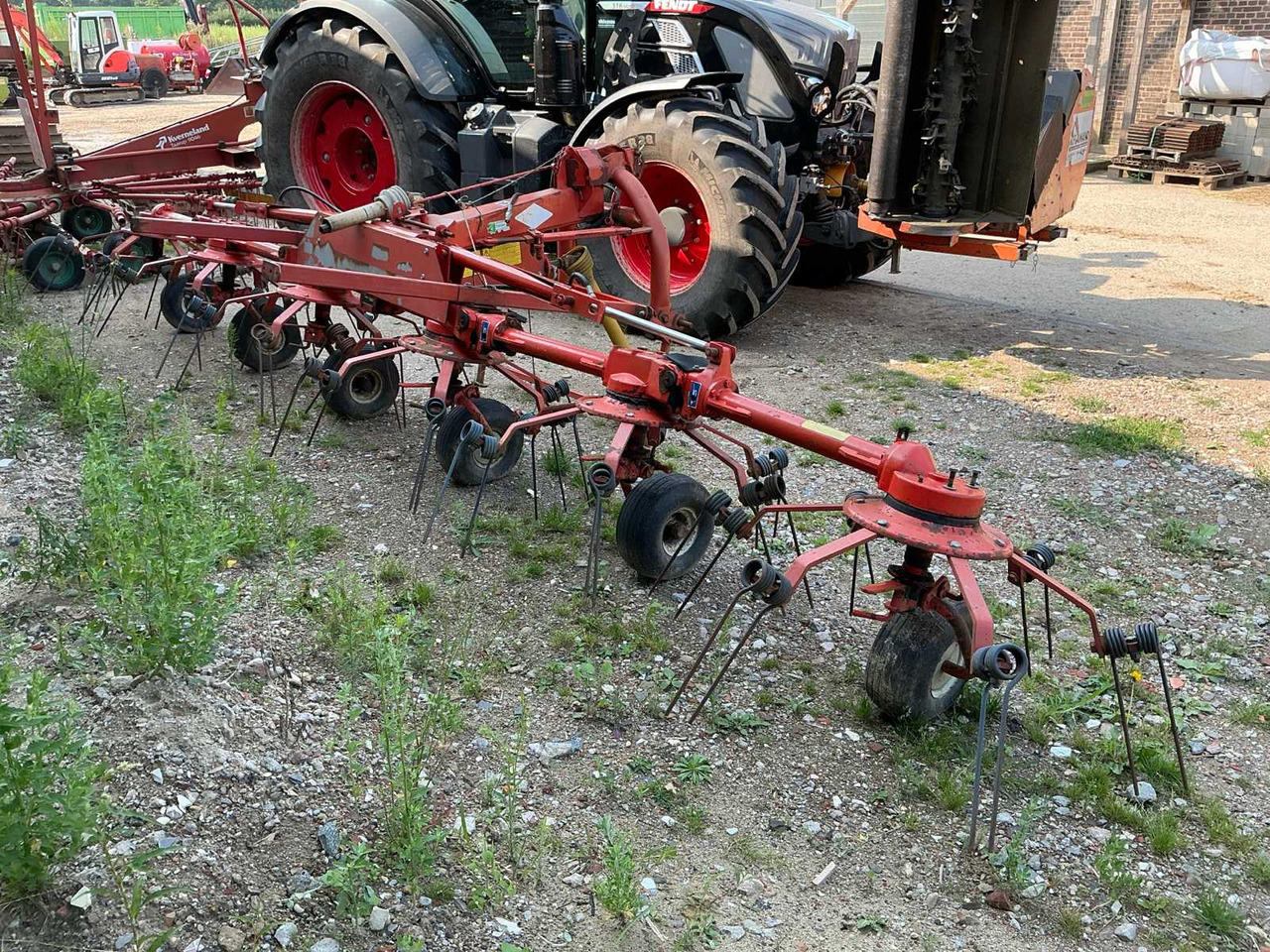 Kuhn GF6301 - Maquinaria de henificación: foto 4 Kuhn GF6301 - Maquinaria de henificación: foto 4