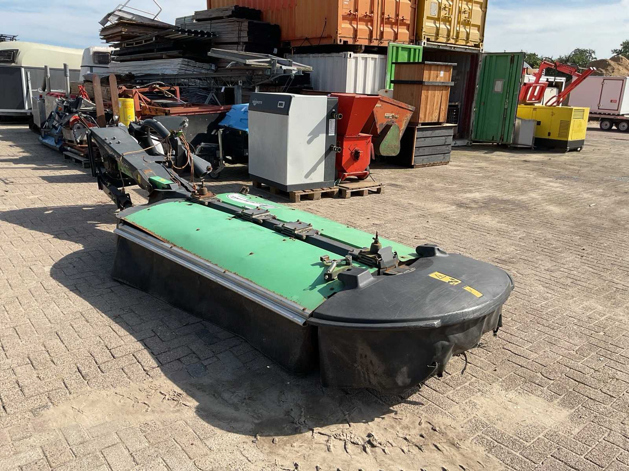 Kuhn VGPP pz320 - Maquinaria de henificación: foto 4 Kuhn VGPP pz320 - Maquinaria de henificación: foto 4