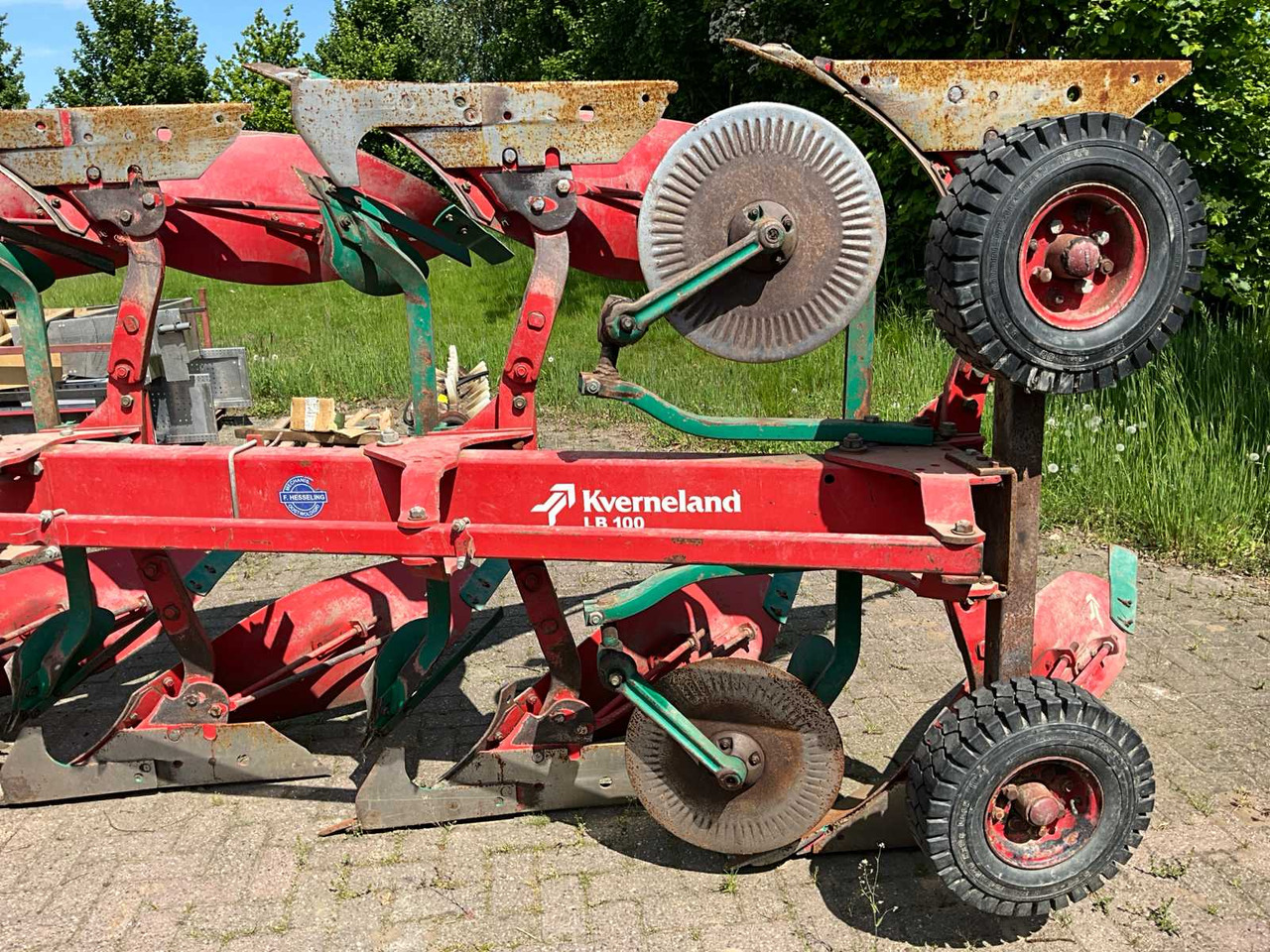 Kverneland LB100 / 4 schaar - Arado: foto 4 Kverneland LB100 / 4 schaar - Arado: foto 4
