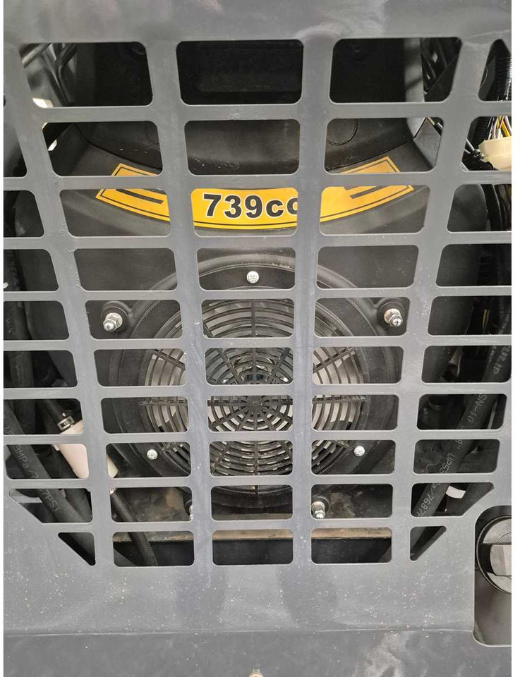 LADYS - 2025 - LA380 - SKID STEER LOADER - Minicargadora de cadenas: foto 5 LADYS - 2025 - LA380 - SKID STEER LOADER - Minicargadora de cadenas: foto 5