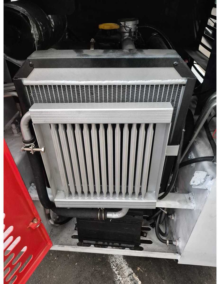 LADYS - 2025 - LA670 - SKID STEER LOADER - Minicargadora de cadenas: foto 4 LADYS - 2025 - LA670 - SKID STEER LOADER - Minicargadora de cadenas: foto 4