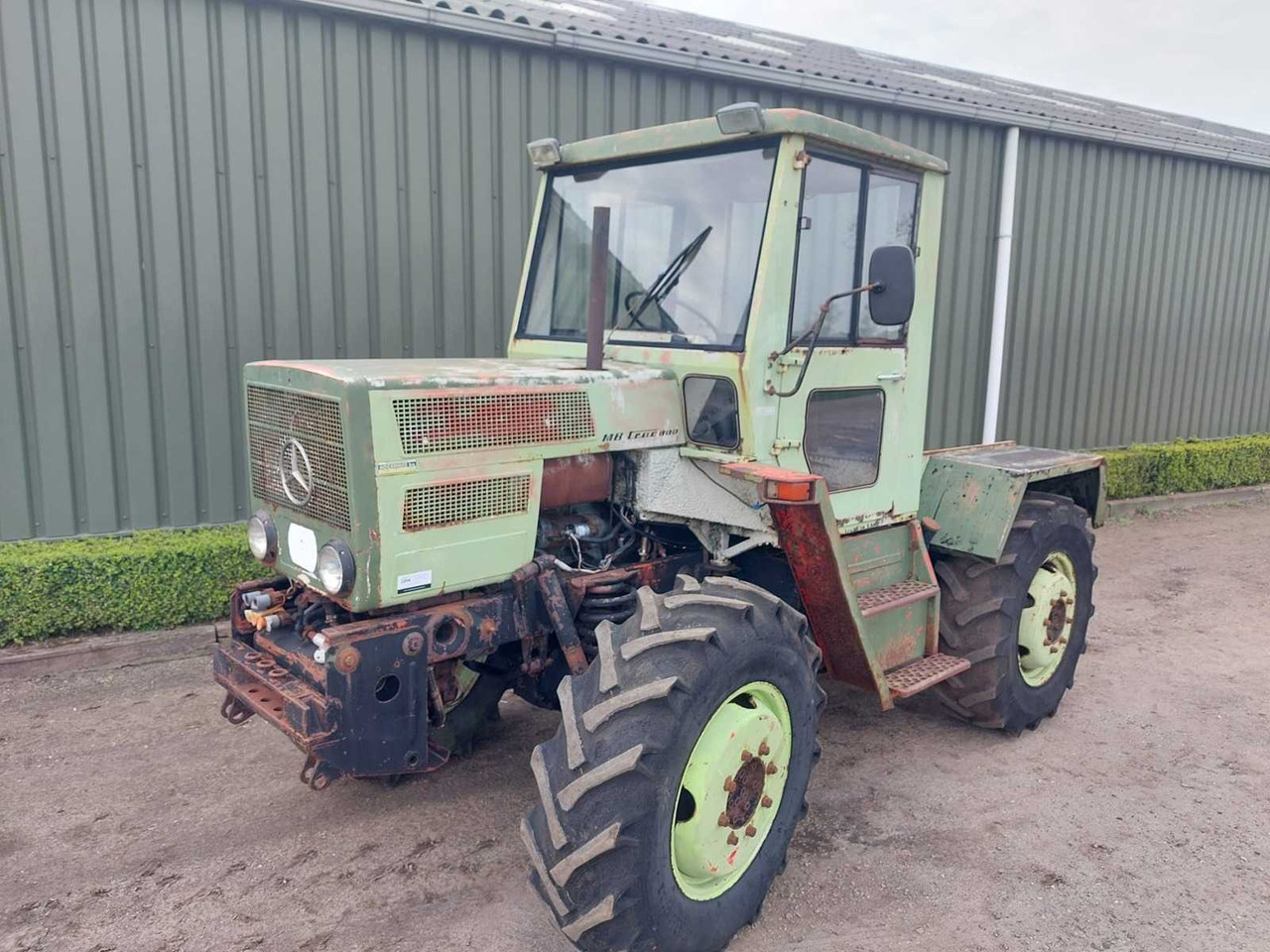 MB Trac 800 - Tractor: foto 1 MB Trac 800 - Tractor: foto 1
