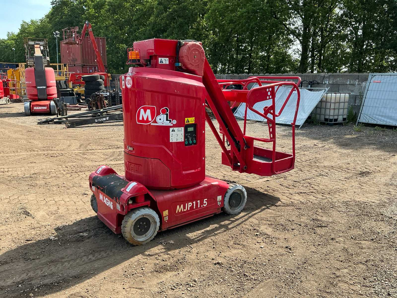 Magni MJP11.5 - Plataforma elevadora: foto 4 Magni MJP11.5 - Plataforma elevadora: foto 4