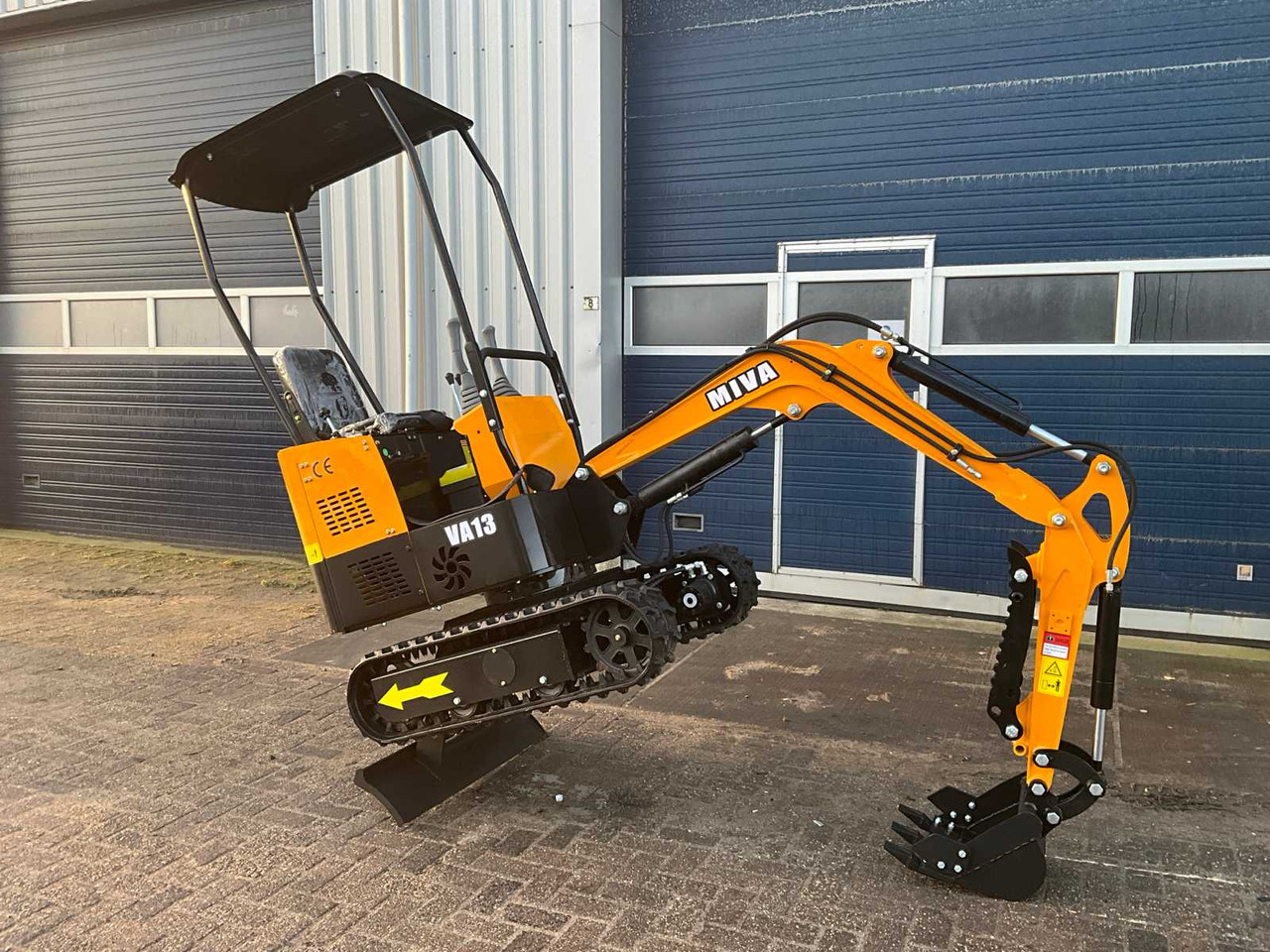 Miva VA13 - Miniexcavadora: foto 5 Miva VA13 - Miniexcavadora: foto 5