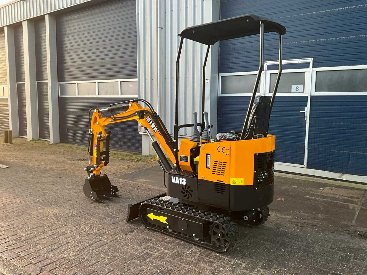 Miva VA13 - Miniexcavadora: foto 4 Miva VA13 - Miniexcavadora: foto 4