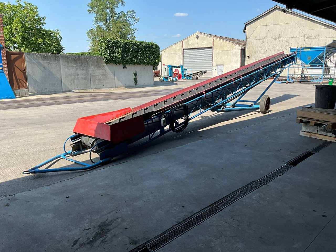 Mobile conveyor belt - toggle clamp - Cinta transportadora: foto 2 Mobile conveyor belt - toggle clamp - Cinta transportadora: foto 2