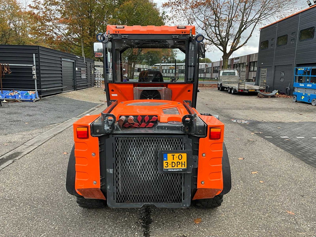 Multihog MH90 - Tractor: foto 4 Multihog MH90 - Tractor: foto 4