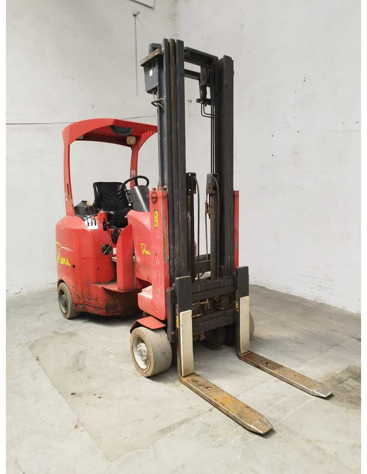 NARROW AISLE - FLEXIG4AC - FORKLIFT TRUCKS - 2011 - Carretilla elevadora: foto 2 NARROW AISLE - FLEXIG4AC - FORKLIFT TRUCKS - 2011 - Carretilla elevadora: foto 2