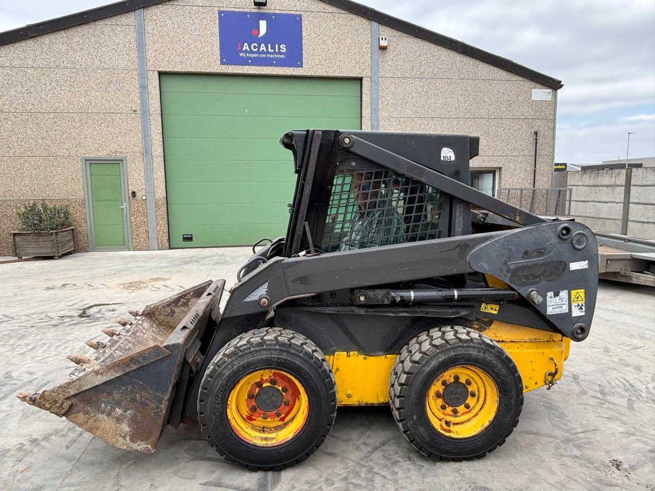 New Holland LS160 - Minicargadora: foto 1 New Holland LS160 - Minicargadora: foto 1
