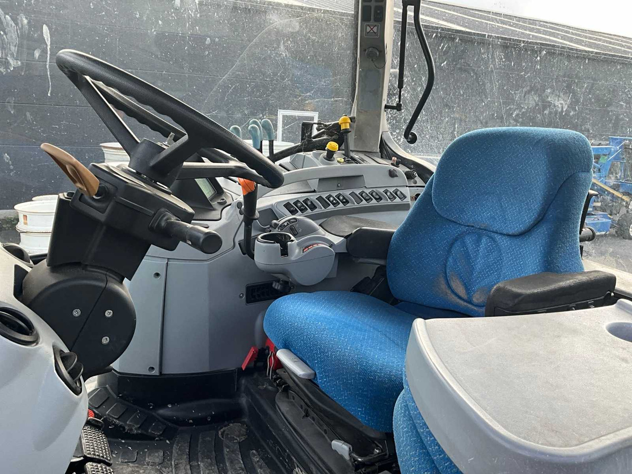 Tractor New Holland T7050: foto 15
