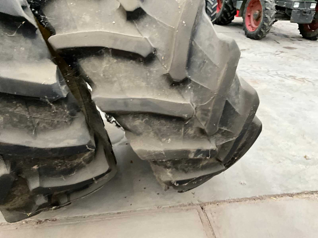 Pirelli TM700 - Neumáticos y llantas para Tractor: foto 4 Pirelli TM700 - Neumáticos y llantas para Tractor: foto 4
