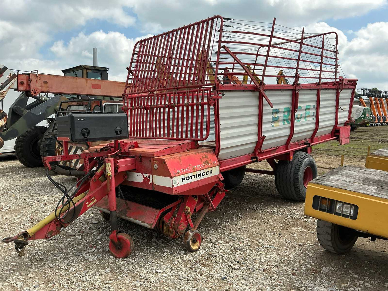Pottinger LW103 - Remolque autocargador: foto 1 Pottinger LW103 - Remolque autocargador: foto 1