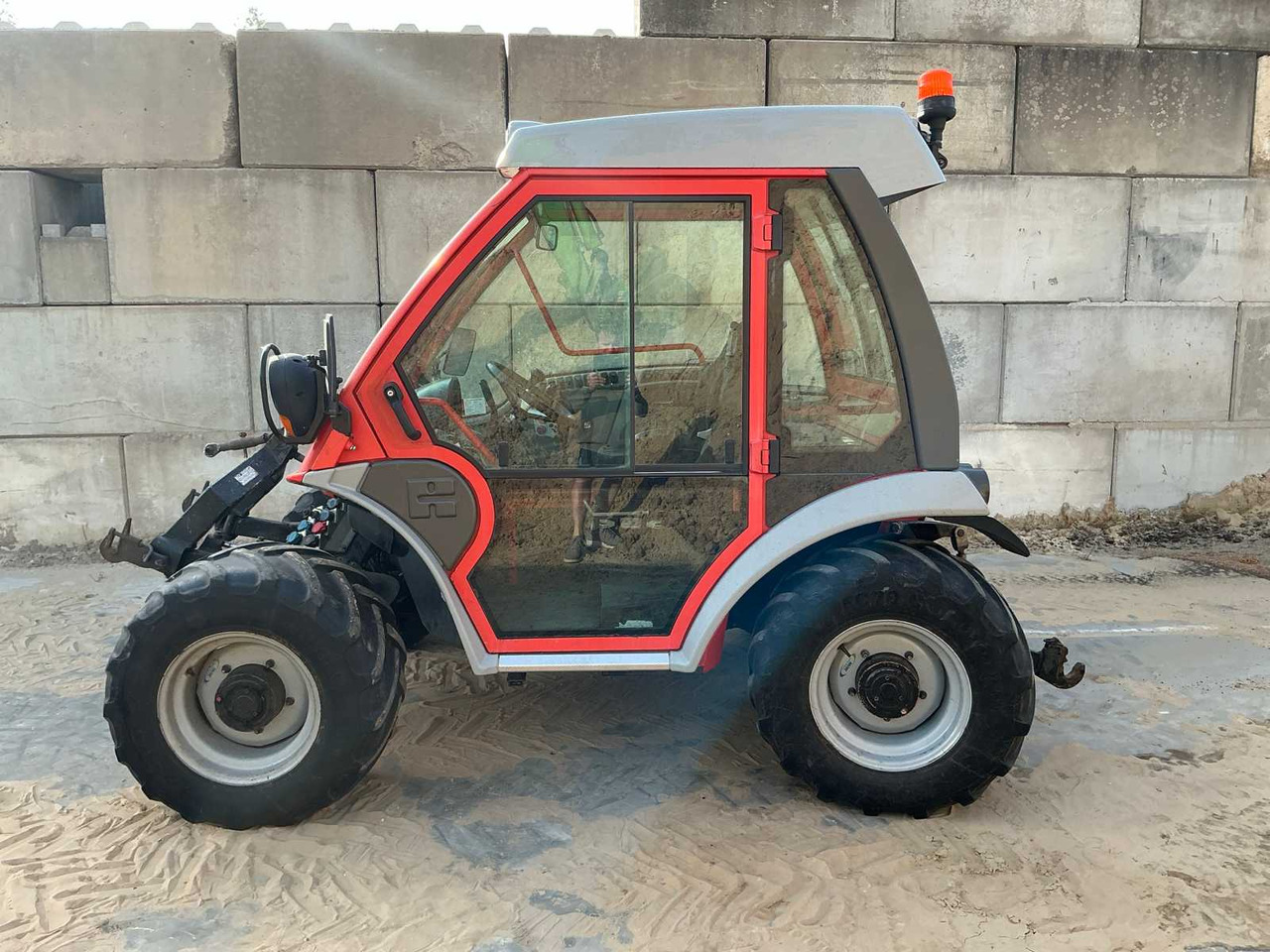 Reform Metrac H7X - Tractor: foto 2 Reform Metrac H7X - Tractor: foto 2