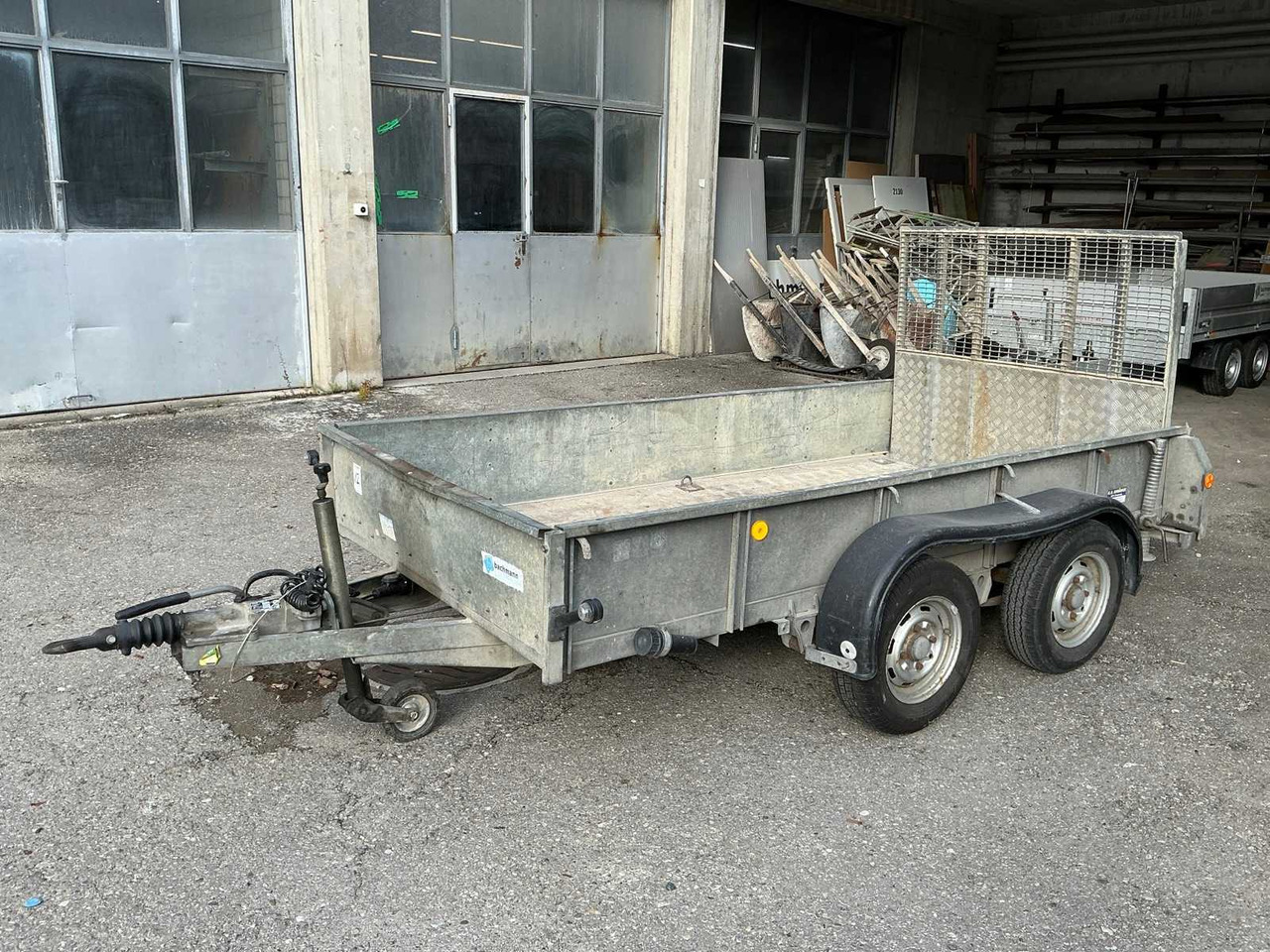 2004 IFOR WILLIAMS IW27CH CARGO TRANSPORT TRAILER WITH RAMP - Remolque: foto 1 2004 IFOR WILLIAMS IW27CH CARGO TRANSPORT TRAILER WITH RAMP - Remolque: foto 1
