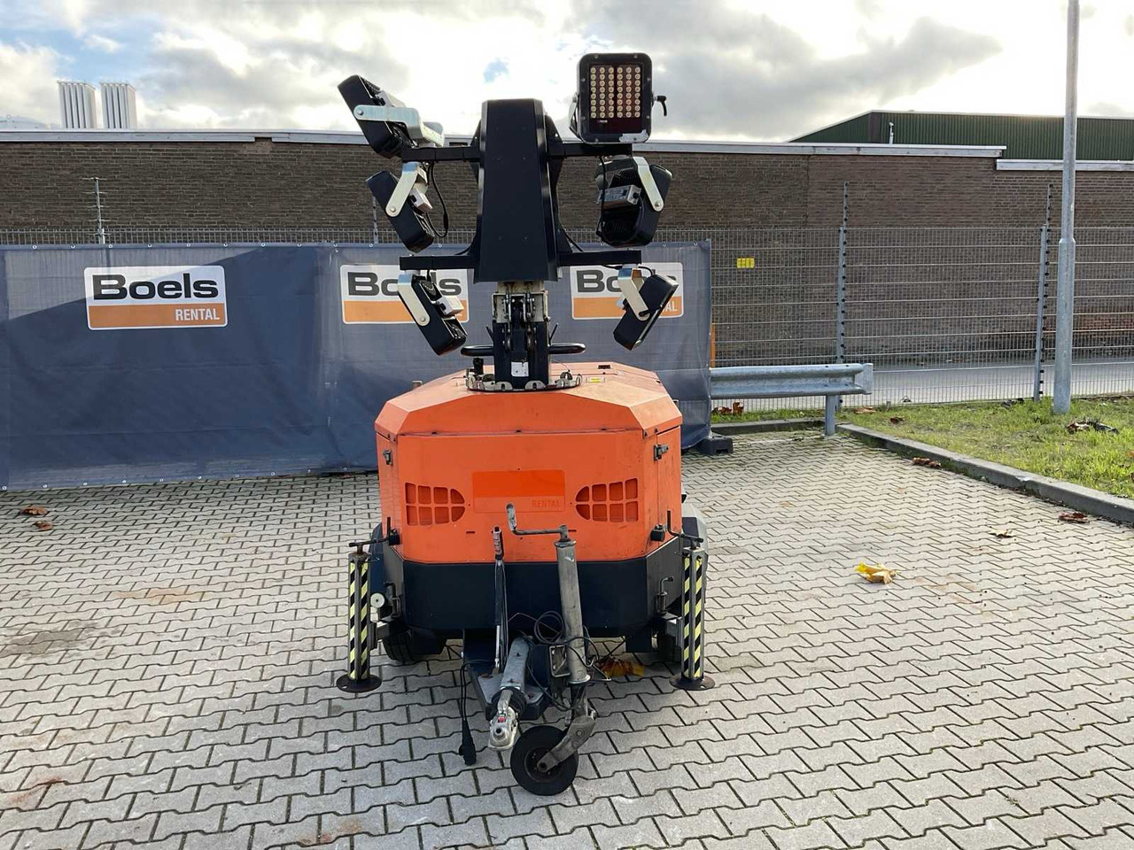 2016 TOWERLIGHT VB-9 LED LIGHT POLE GENERATOR TRAILER LED - Remolque: foto 3 2016 TOWERLIGHT VB-9 LED LIGHT POLE GENERATOR TRAILER LED - Remolque: foto 3