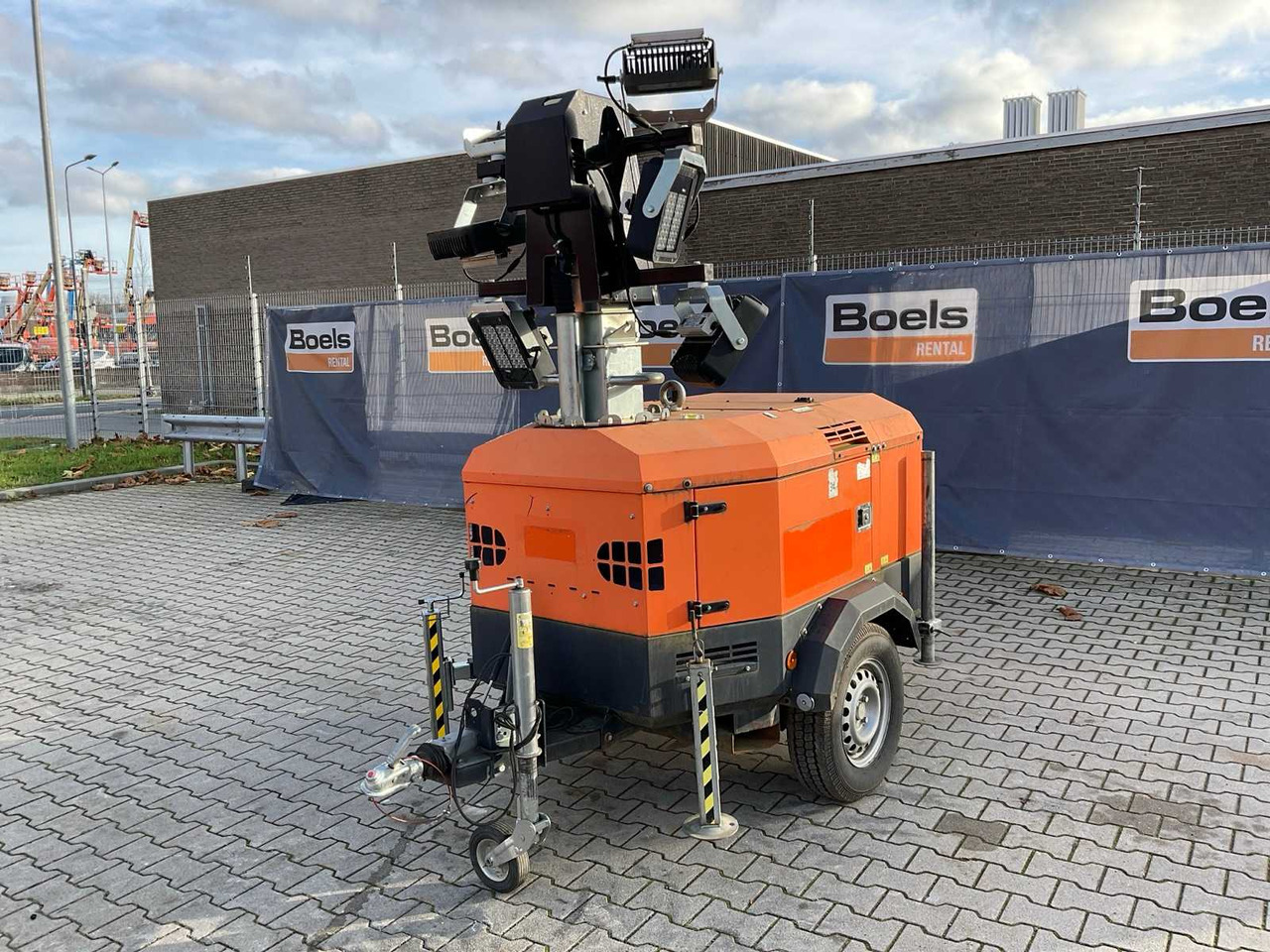 2016 TOWERLIGHT VB-9 LED LIGHT POLE GENERATOR TRAILER LED - Remolque: foto 2 2016 TOWERLIGHT VB-9 LED LIGHT POLE GENERATOR TRAILER LED - Remolque: foto 2