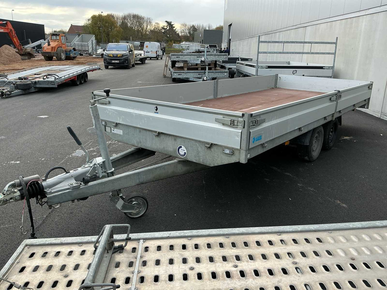 2024 HAPERT TAC45A402 TRAILER - Remolque: foto 1 2024 HAPERT TAC45A402 TRAILER - Remolque: foto 1
