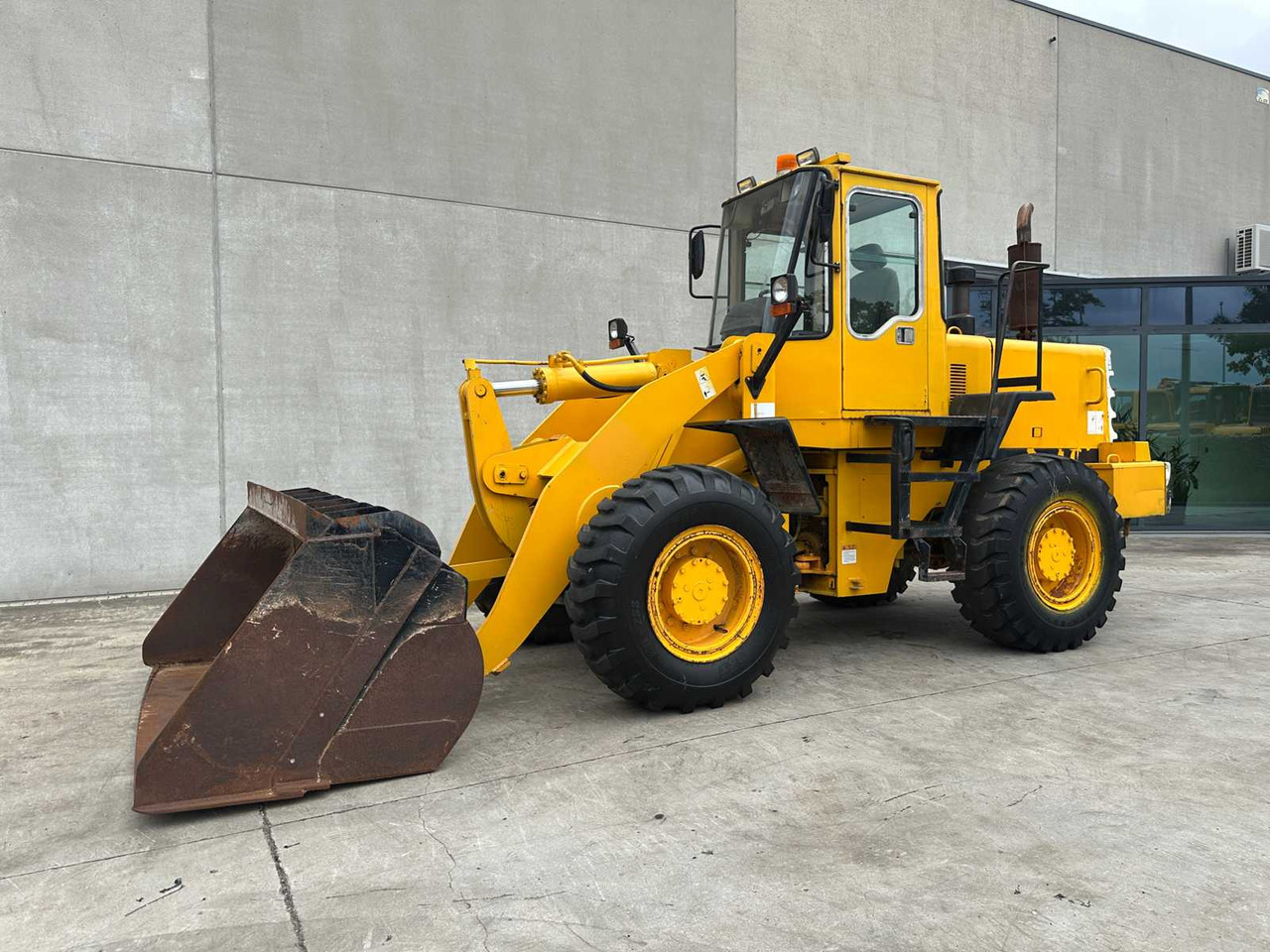 SEM ZL30F-1 - Cargadora de ruedas: foto 1 SEM ZL30F-1 - Cargadora de ruedas: foto 1
