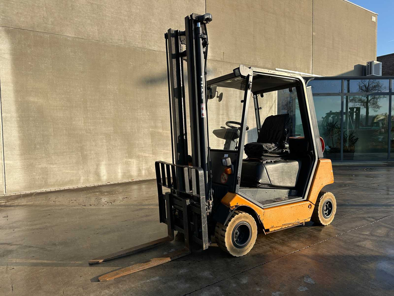 STILL - 2000 - R70-25T - FORKLIFT - Carretilla elevadora: foto 1 STILL - 2000 - R70-25T - FORKLIFT - Carretilla elevadora: foto 1