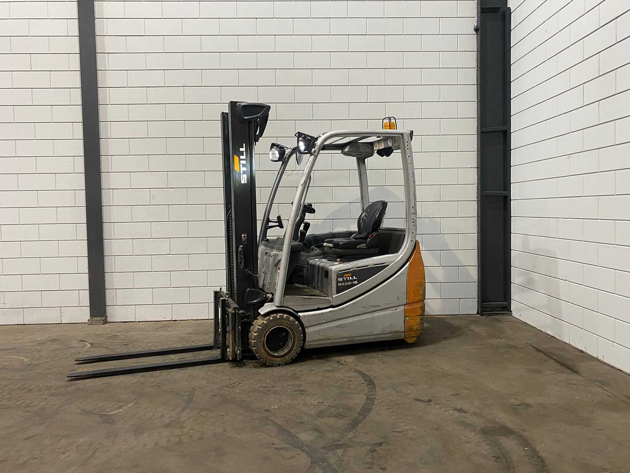 STILL - 2019 - RX20-16 - FORKLIFT - Carretilla elevadora: foto 1 STILL - 2019 - RX20-16 - FORKLIFT - Carretilla elevadora: foto 1