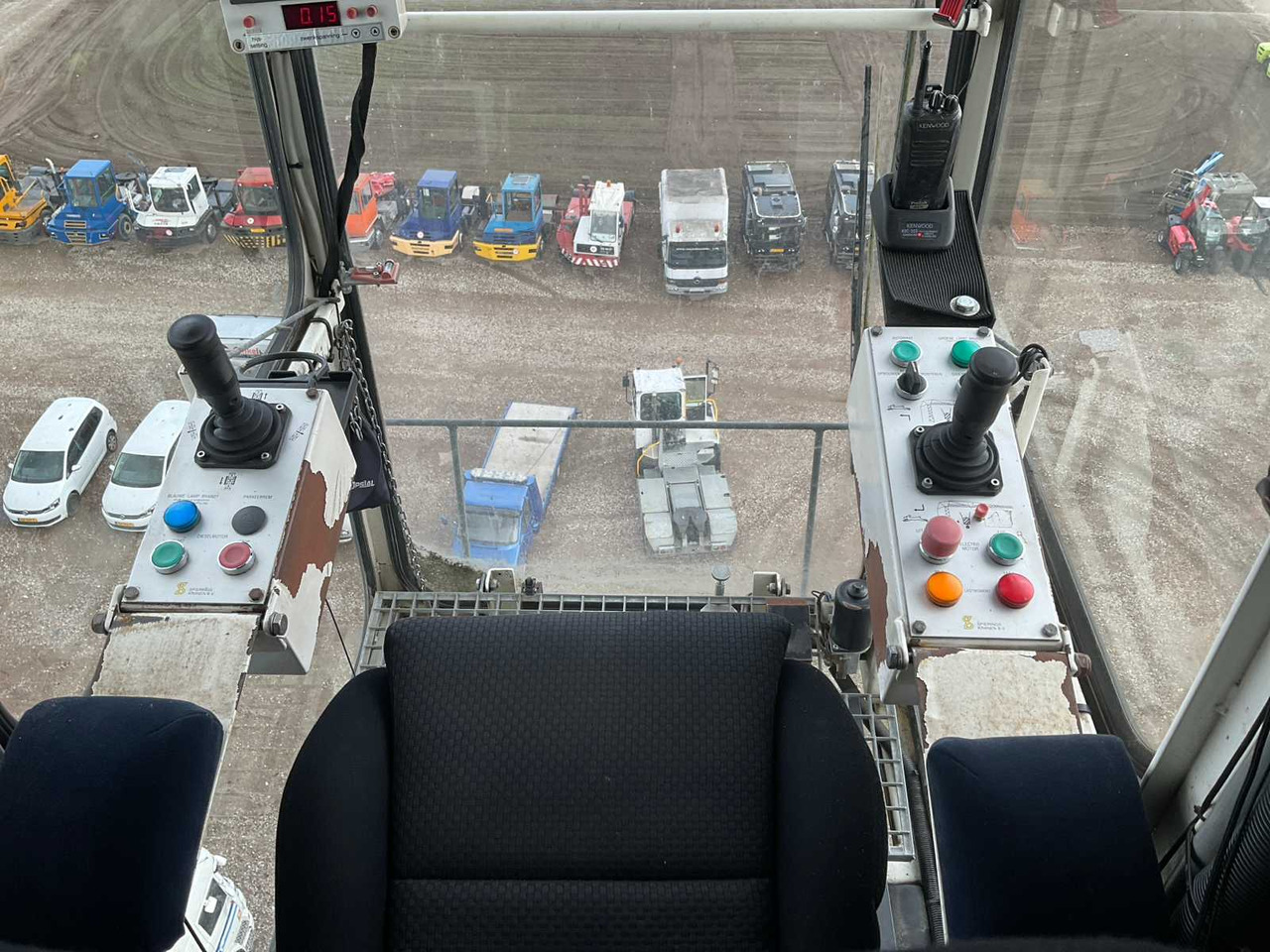 Grúa automontante Spierings SK377-AT3: foto 42