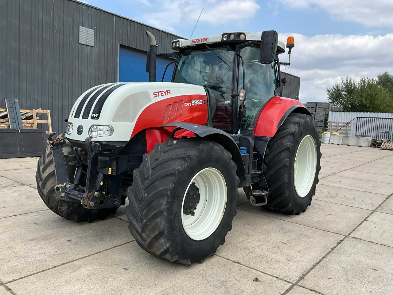 Steyr CVT 6230 - Tractor: foto 1 Steyr CVT 6230 - Tractor: foto 1