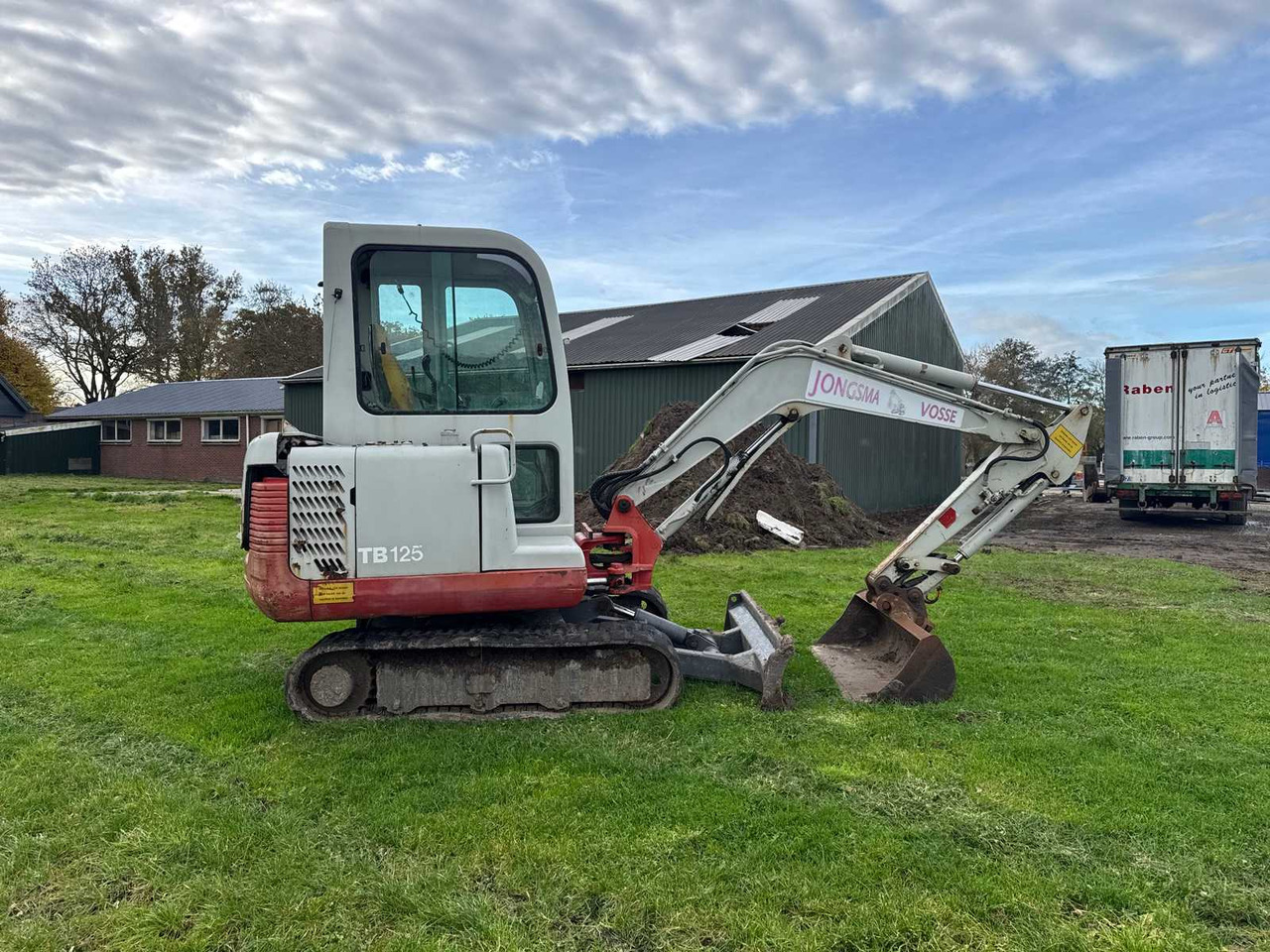 TAKEUCHI - TB 125 - MINI EXCAVATOR - Miniexcavadora: foto 3 TAKEUCHI - TB 125 - MINI EXCAVATOR - Miniexcavadora: foto 3