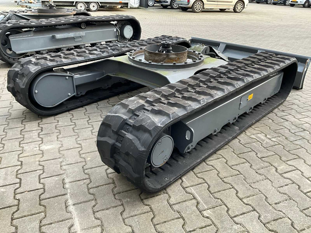 TAKEUCHI TB250-2 TRACKED DUMPER UNDERCARRIAGE - Minidumper: foto 3 TAKEUCHI TB250-2 TRACKED DUMPER UNDERCARRIAGE - Minidumper: foto 3