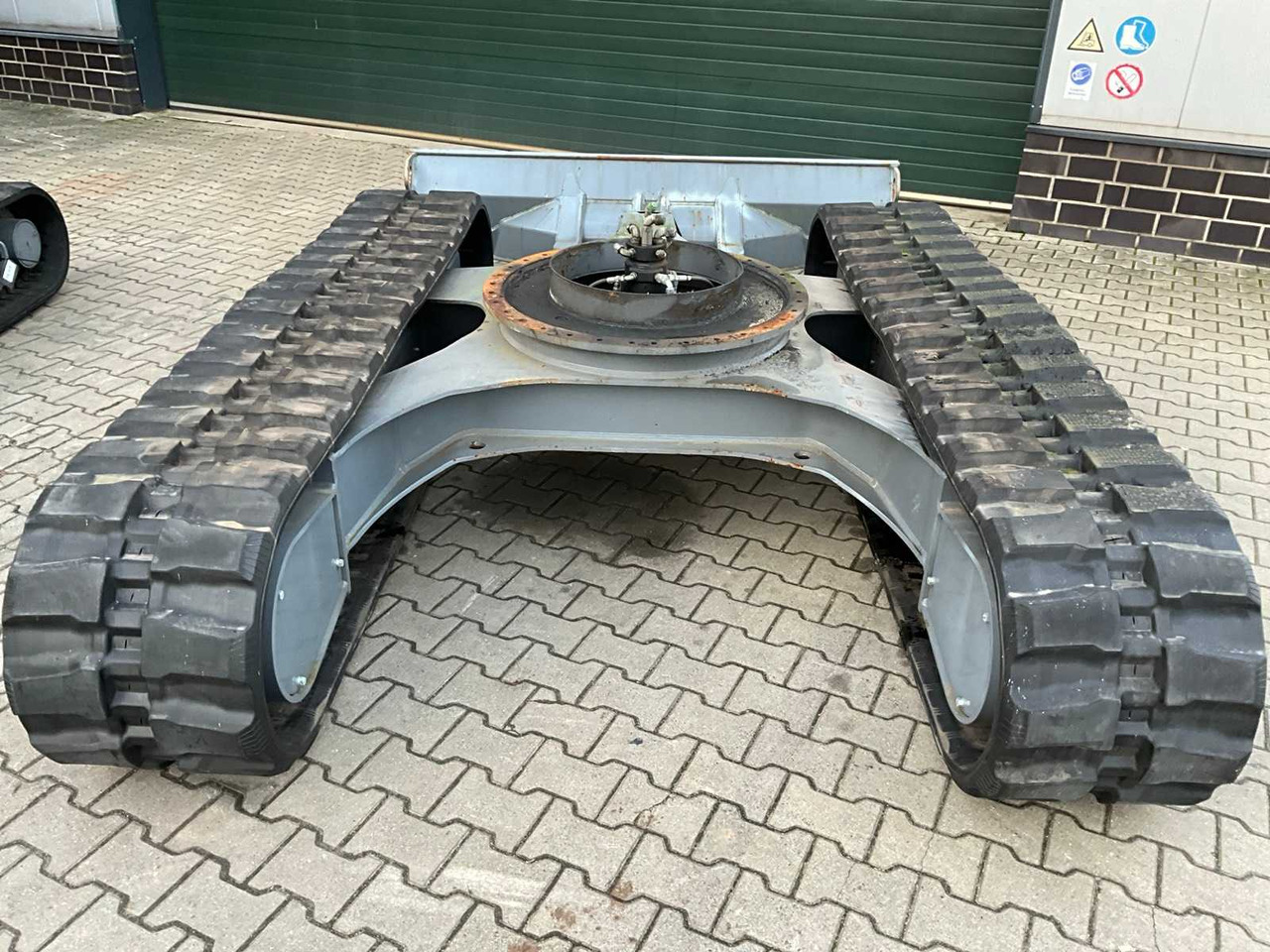 TAKEUCHI TB290-2 TRACKED DUMPER UNDERCARRIAGE - Minidumper: foto 5 TAKEUCHI TB290-2 TRACKED DUMPER UNDERCARRIAGE - Minidumper: foto 5