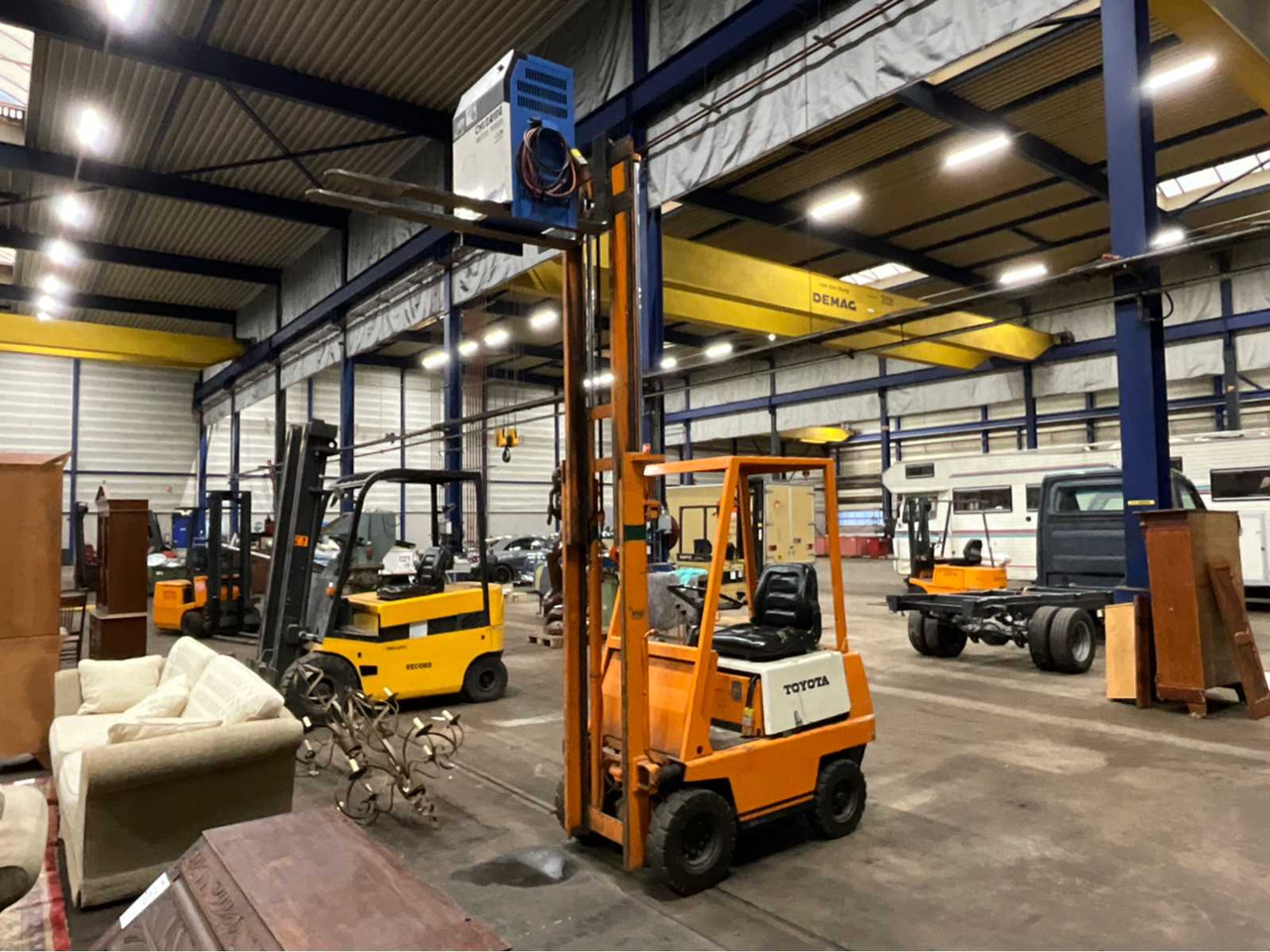 TOYOTA 2FB9 FORKLIFT - Carretilla elevadora: foto 1 TOYOTA 2FB9 FORKLIFT - Carretilla elevadora: foto 1