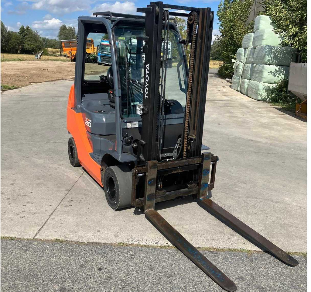TOYOTA TONERO 20 FORKLIFT 2017 - Carretilla elevadora: foto 3 TOYOTA TONERO 20 FORKLIFT 2017 - Carretilla elevadora: foto 3