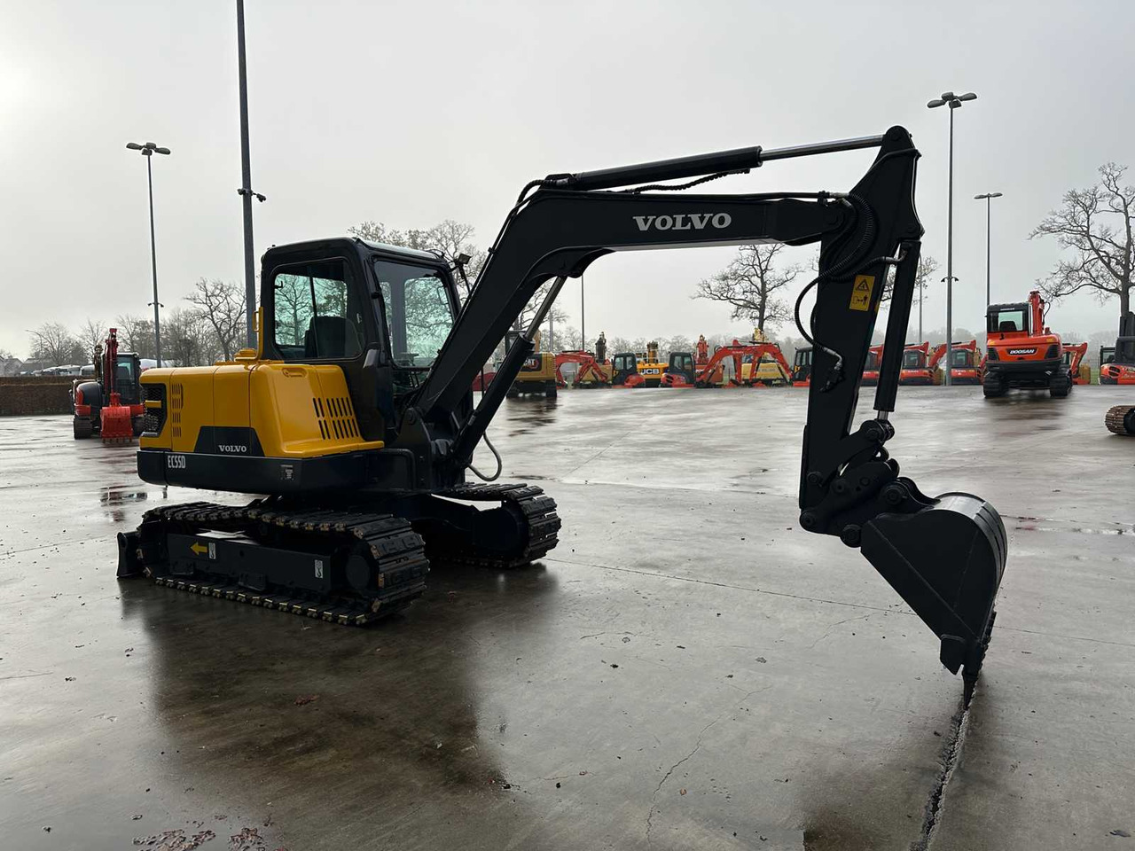 VOLVO - 2019 - EC55D - MIDI EXCAVATOR - Excavadora: foto 4 VOLVO - 2019 - EC55D - MIDI EXCAVATOR - Excavadora: foto 4