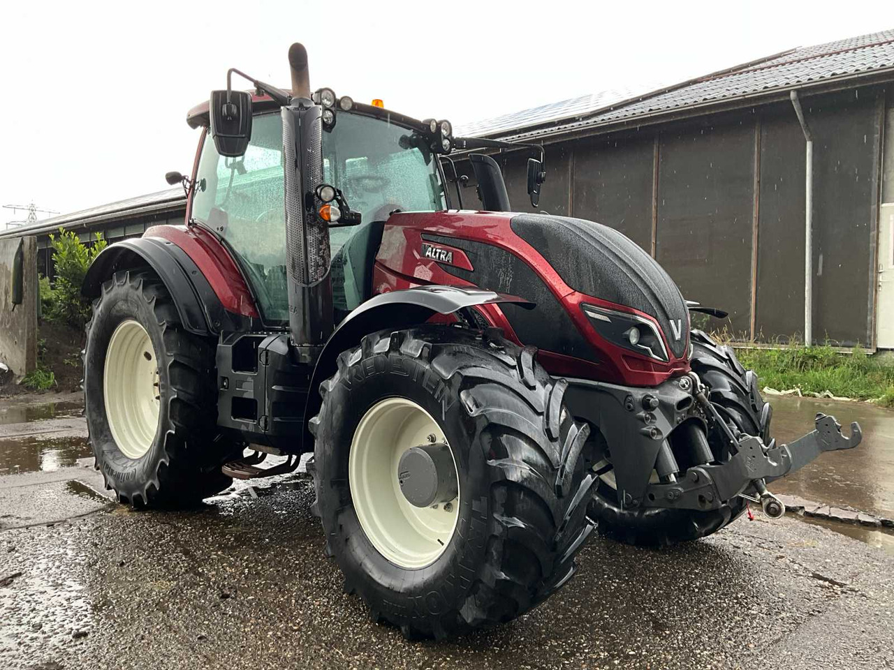 Valtra T214 A - Tractor: foto 4 Valtra T214 A - Tractor: foto 4