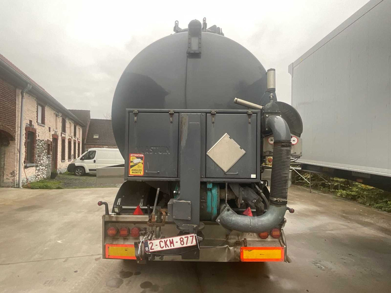 Vlastuin FV 2006 - Cuba de purín: foto 4 Vlastuin FV 2006 - Cuba de purín: foto 4