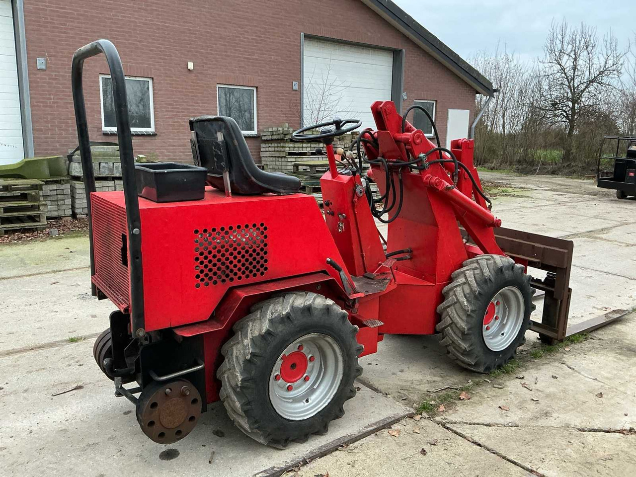WEIDEMANN 917 SHOVEL - BUCKET - FORKS AND CLAMP - Cargadora de ruedas: foto 4 WEIDEMANN 917 SHOVEL - BUCKET - FORKS AND CLAMP - Cargadora de ruedas: foto 4